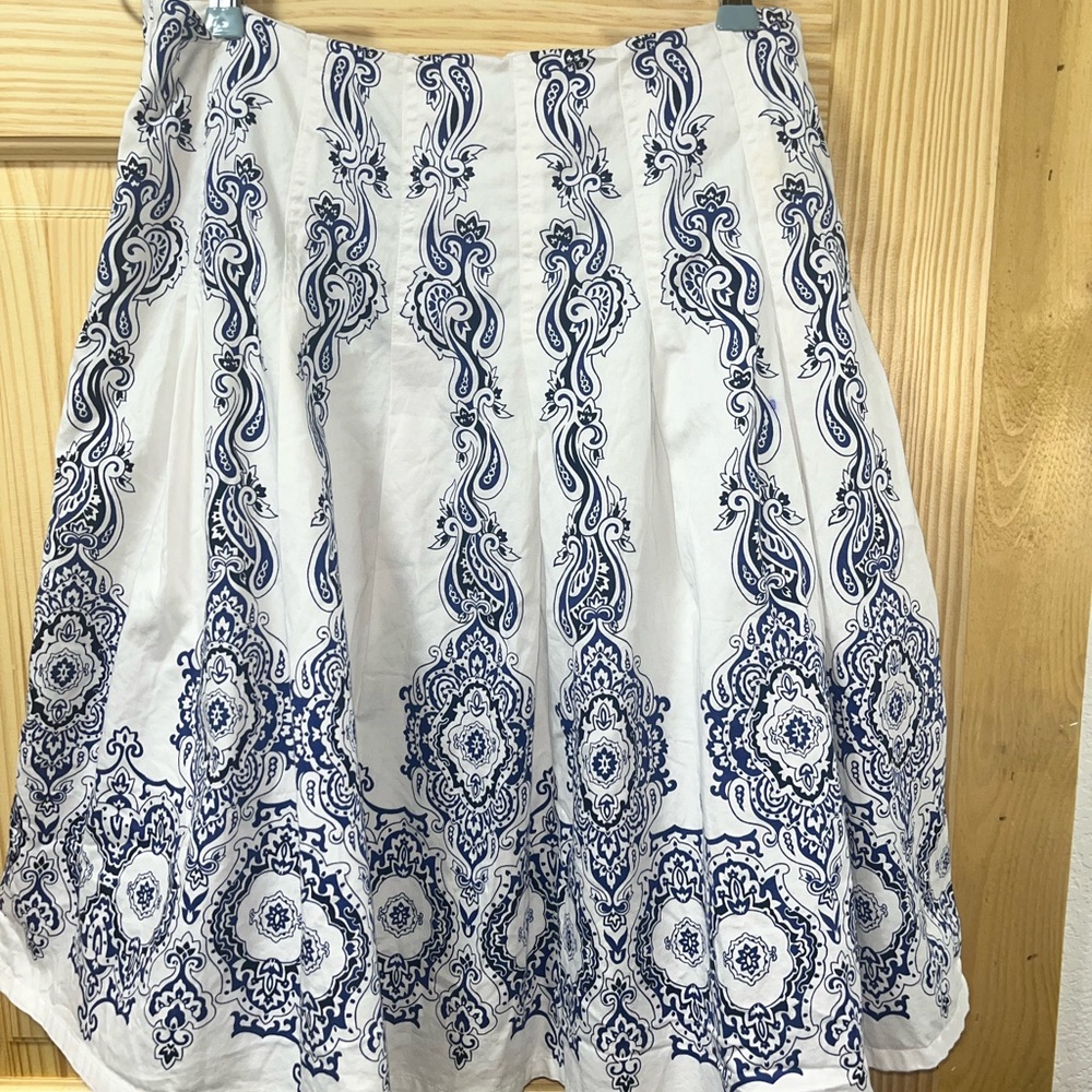 Jones New York Pleated A-Line Skirt
